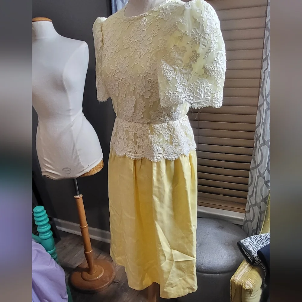 The Most Adorable William Pearson Vintage Dress Ever - Picture 4 of 6